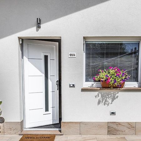 A&G Apartment Aosta - Elegante Casa 100 Mq Su Due Piani Con Wi-Fi-Giardino-Parcheggio Dış mekan fotoğraf