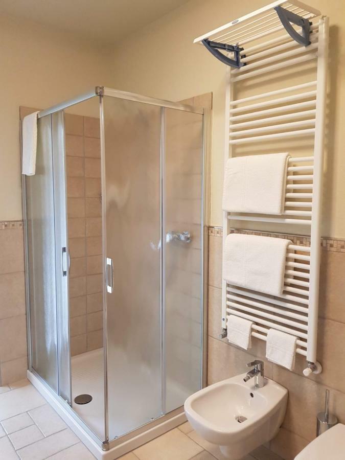 A&G Apartment Aosta - Elegante Casa 100 Mq Su Due Piani Con Wi-Fi-Giardino-Parcheggio Dış mekan fotoğraf