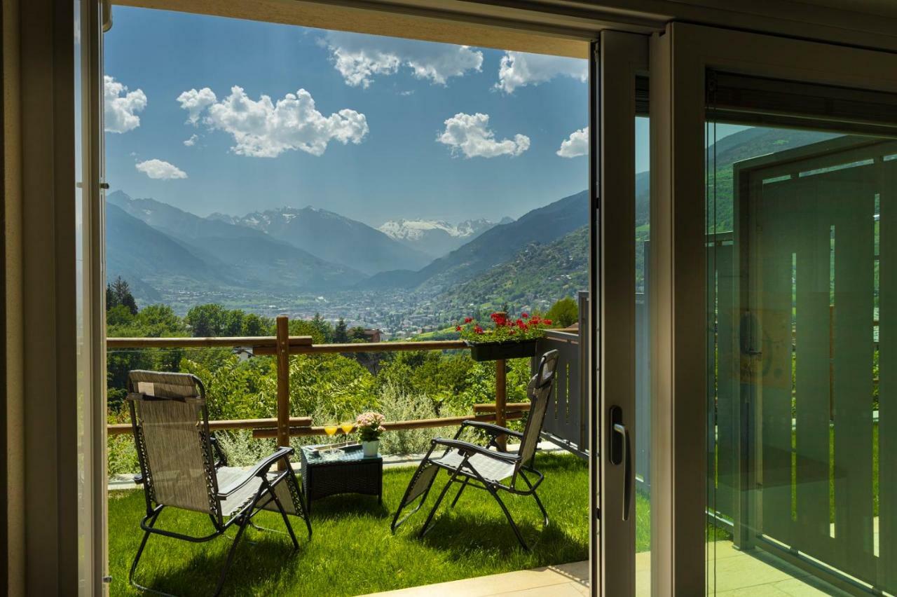 A&G Apartment Aosta - Elegante Casa 100 Mq Su Due Piani Con Wi-Fi-Giardino-Parcheggio Dış mekan fotoğraf