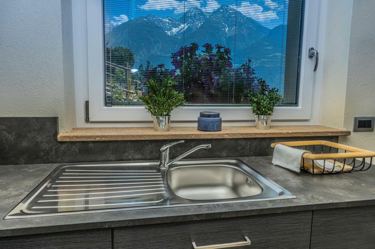 A&G Apartment Aosta - Elegante Casa 100 Mq Su Due Piani Con Wi-Fi-Giardino-Parcheggio Dış mekan fotoğraf